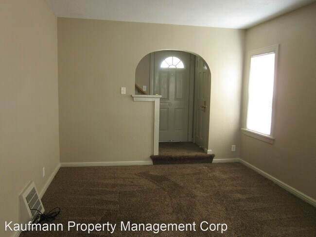 Building Photo - 3 br, 1 bath House - 2945 S. Anthony Blvd.