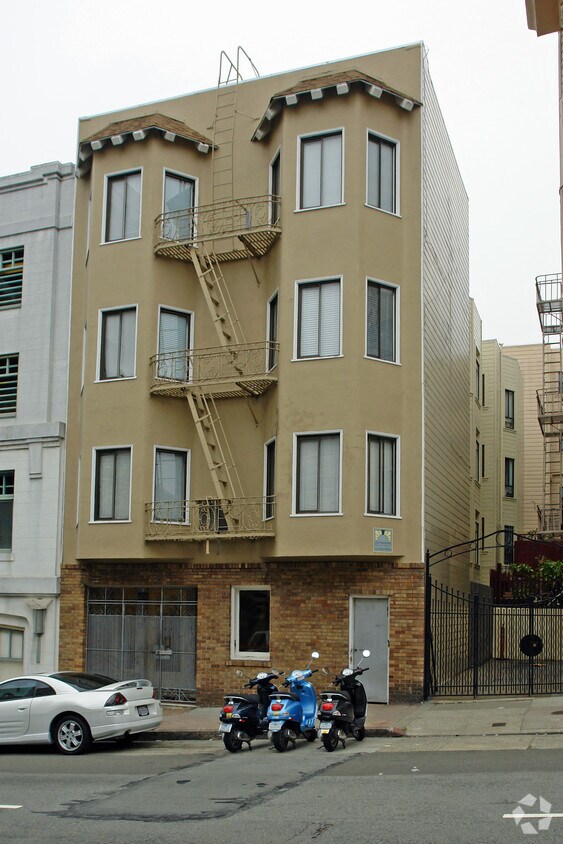 Primary Photo - 1220 Pine St