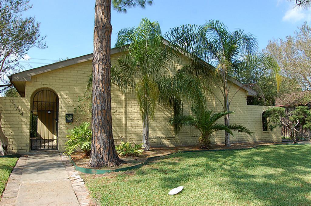 Primary Photo - 11734 Oceanview St