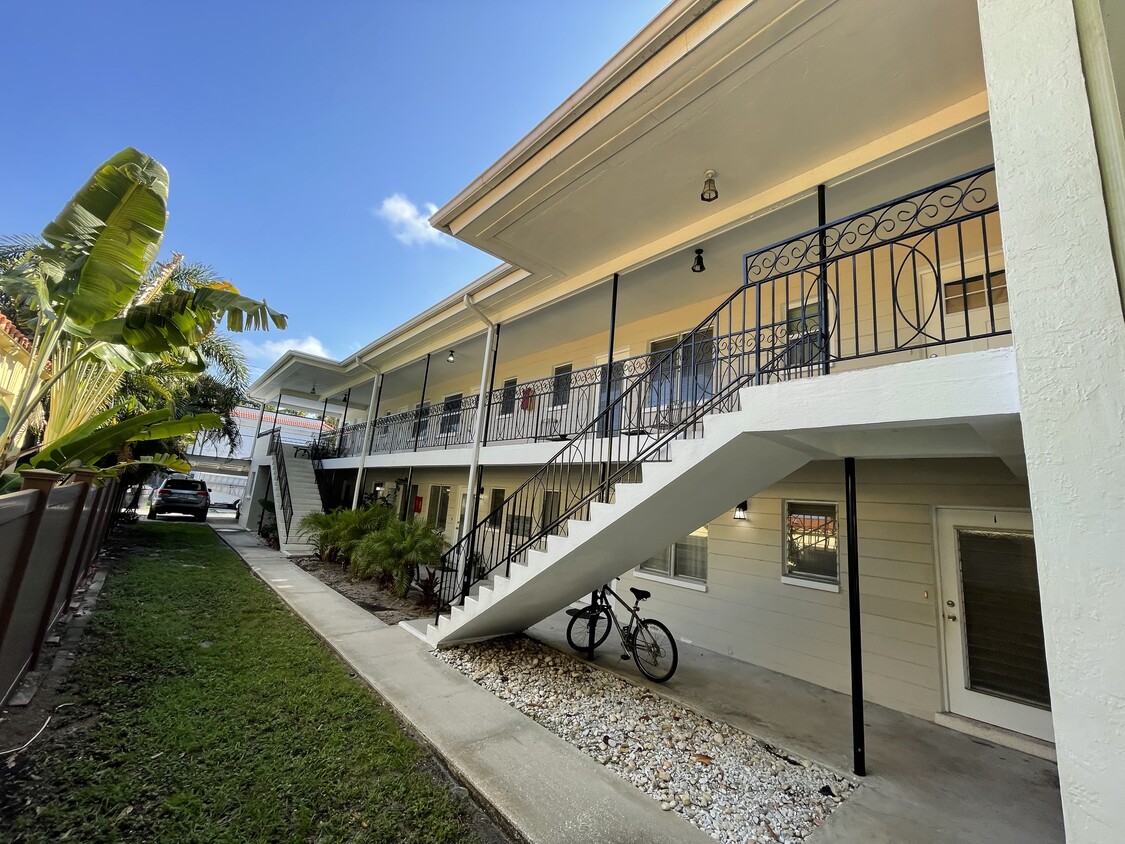 Primary Photo - The Corvette Apartments