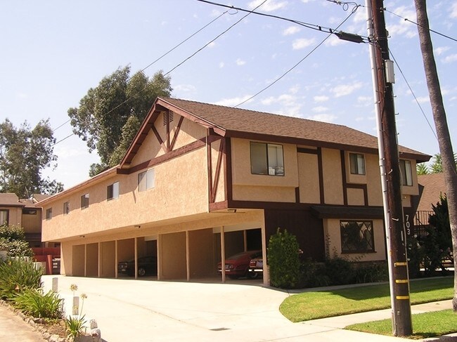Primary Photo - 703 S 2nd St