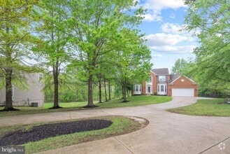 Building Photo - 13102 Ogles Hope Dr