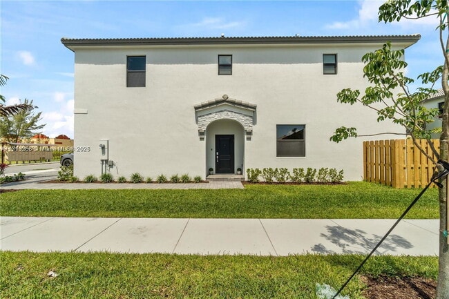 Building Photo - 13001 SW 286th Way