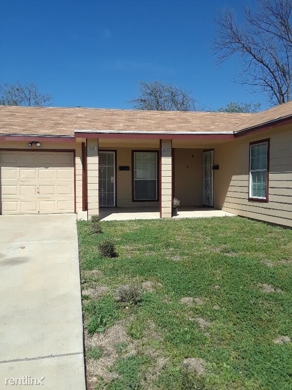 Primary Photo - 2 br, 1 bath Apartment - 1603 Duncan Ave