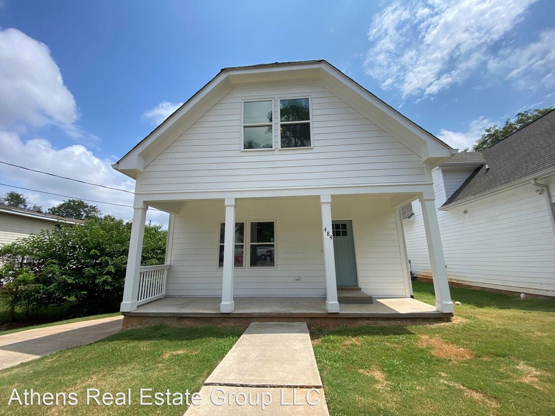 Primary Photo - 5 br, 5.5 bath House - 484 First Street