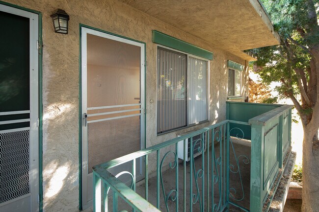 Foto del edificio - 540 Naples St