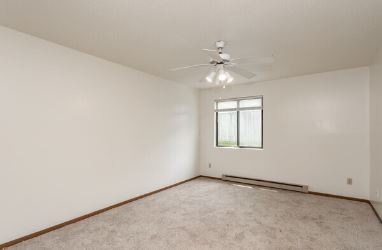 Building Photo - 2221 W Willow Knolls Dr