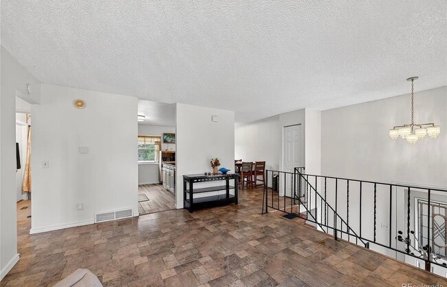 Foto del edificio - 1847 S Yampa Way