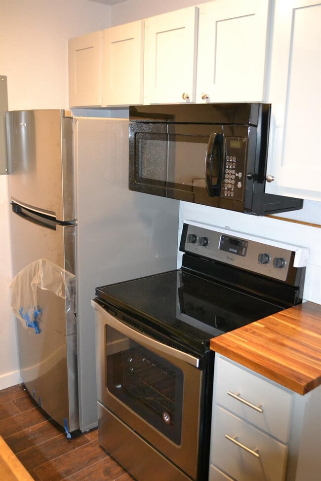 Building Photo - 1812 14th St