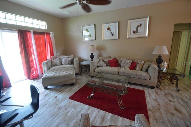 Building Photo - 1004 Summer Breeze Dr