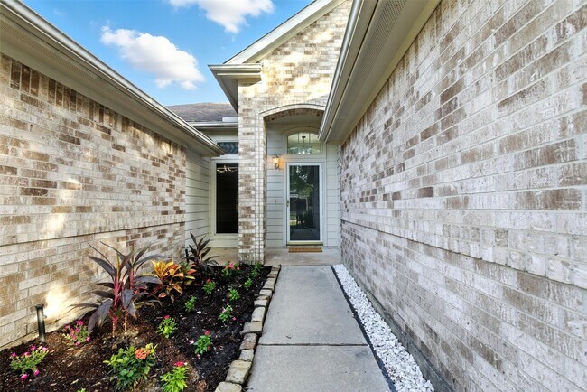 Foto del edificio - 2119 Hannover Way