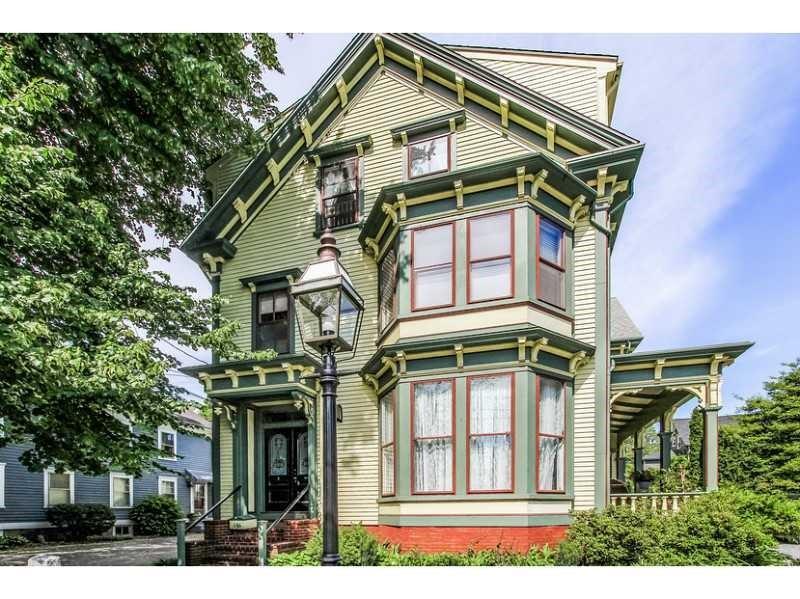 Primary Photo - 686 Hope St