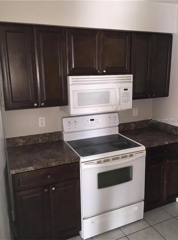 Foto del edificio - 4857 Walden Cir