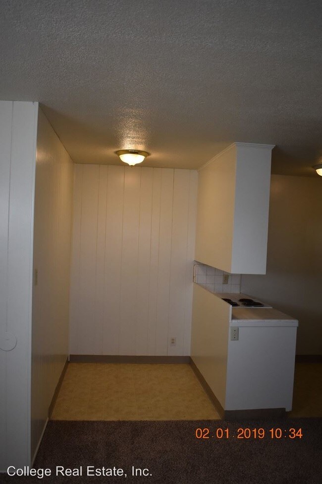 Foto del edificio - 115-123 E Grove St
