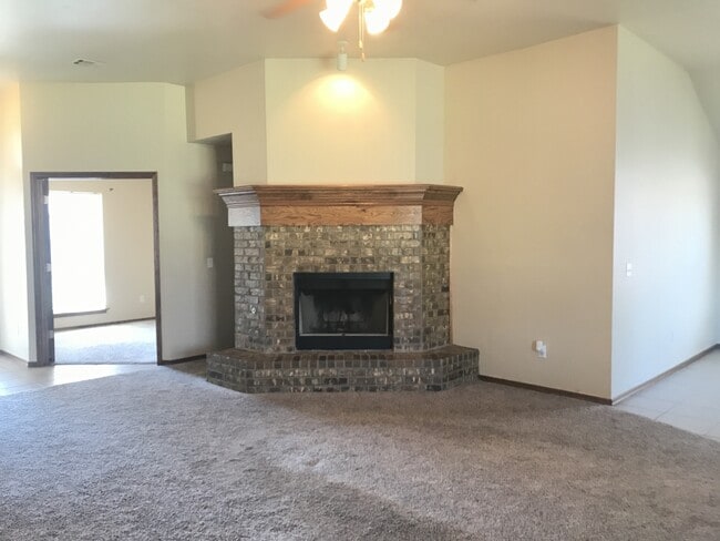 Foto del edificio - Open Plan - 3 Beds + Office - Moore Schools