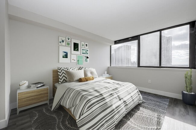 Building Photo - Forest Lane Apartments