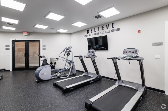 Sala de fitness - The Preserve At Hillsdale