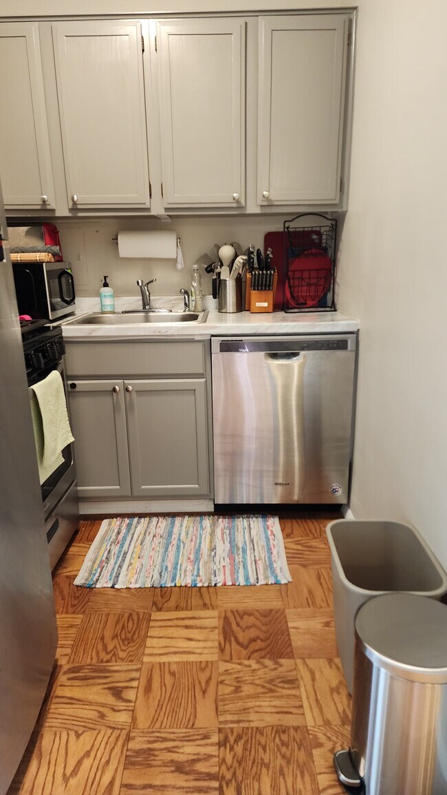 Foto del edificio - 2800 Wisconsin Ave NW