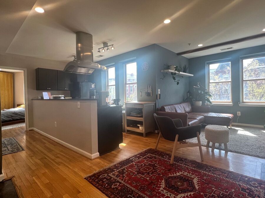 Photo - 70 Rhode Island Ave NW-303
