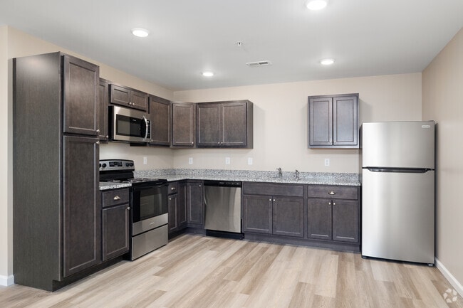 2BR, 2BA - 1,226SF - Kitchen - Autumn Leaf Apartment Homes