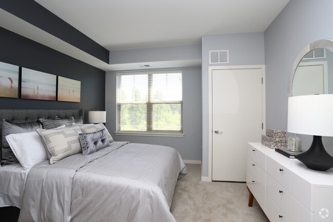 1BR, 1BA - Bedroom - Deer Park Crossings
