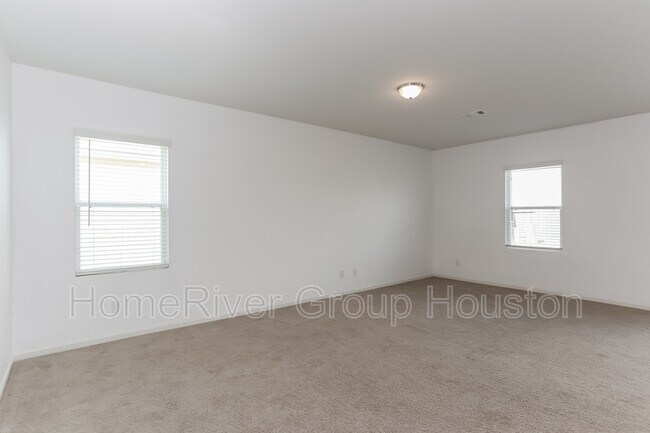 Foto del edificio - 1028 Water Oak Ln