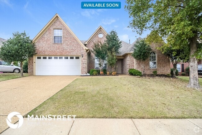 Building Photo - 3182 Pinetree Loop S