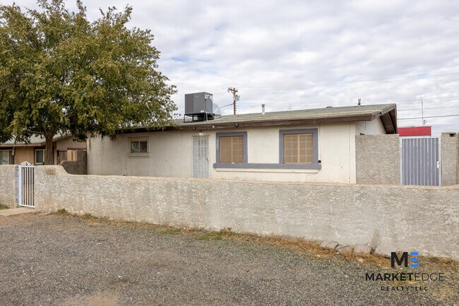 Building Photo - 4Bed/2Bath Home in Peoria! $1299 Move-In S...