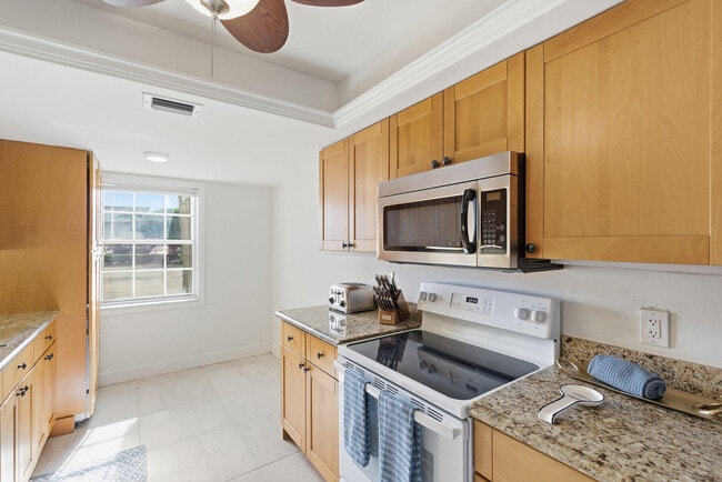 Foto del edificio - 1050 Sugar Sands Blvd