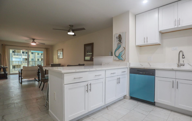 Building Photo - 7400 Estero Blvd