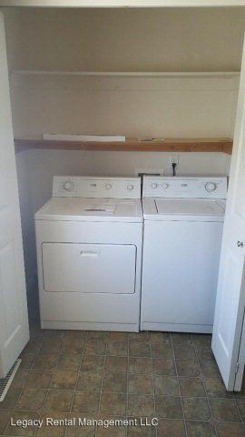 Building Photo - 2 br, 1.5 bath House - 209 Georgetown