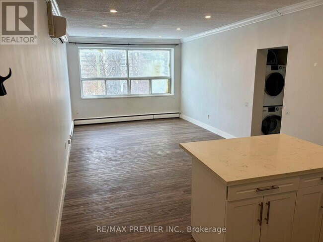 Building Photo - 112 St Joseph's Dr