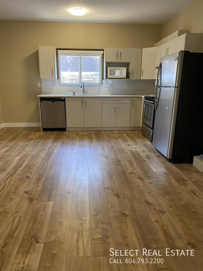 Building Photo - 45400 Jackson St