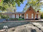 Foto principal - 7844 Meadow Trail Dr