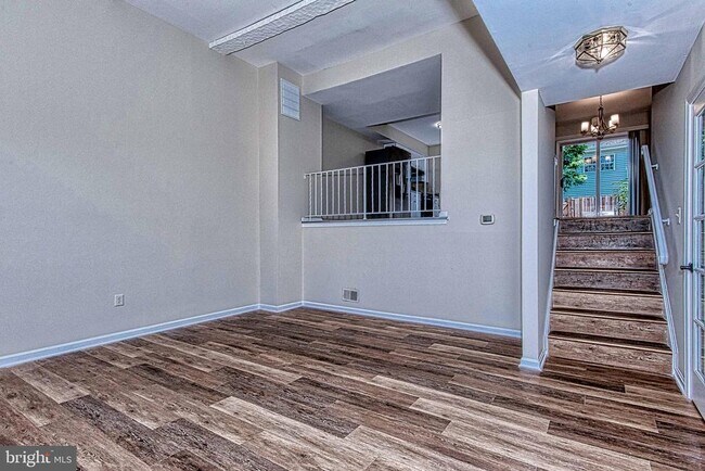 Foto del edificio - 8467 Ivy Glen Ct