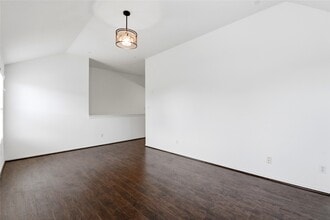 Building Photo - 18427 Grove Brook Ln