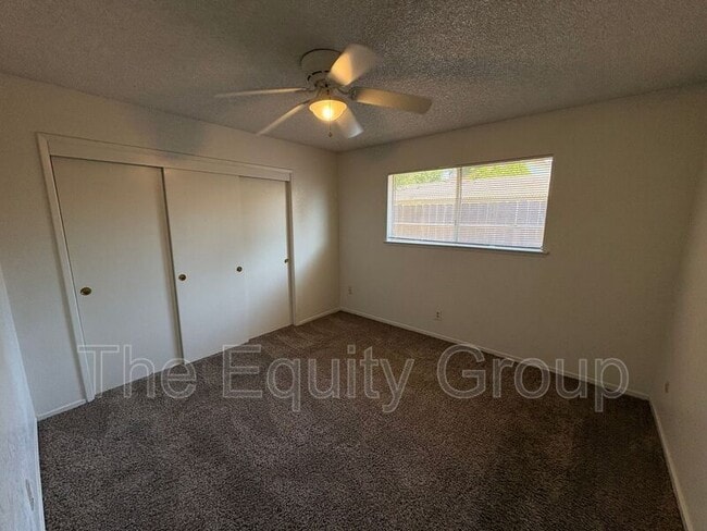 Foto del edificio - 2037 S Tracy Ct