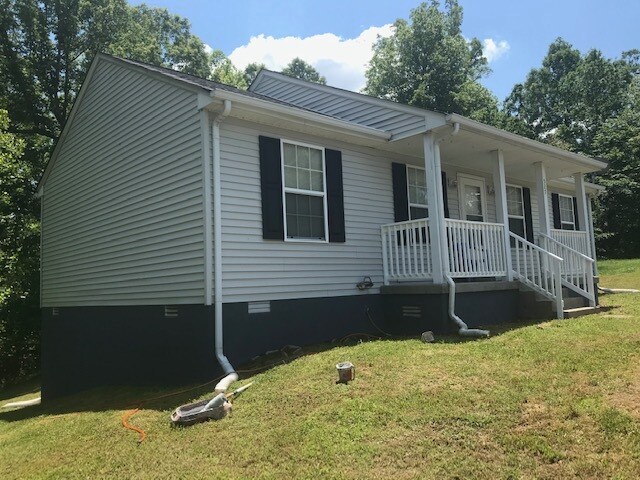 Primary Photo - 527 Bellwood St