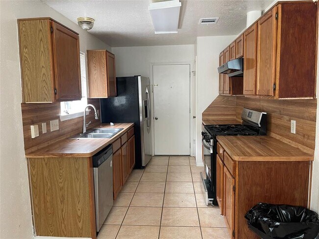 Foto del edificio - 10901 W Dogwood Dr