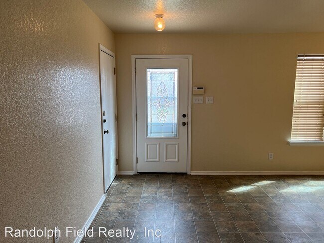 Building Photo - 4 br, 2.5 bath House - 7405 FOREST EDGE