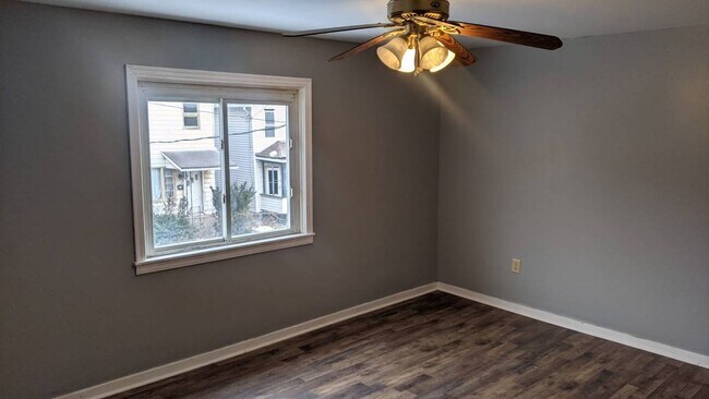 Foto del edificio - 64 Walnut St