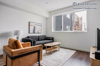 Building Photo - 1011 S Serrano Ave