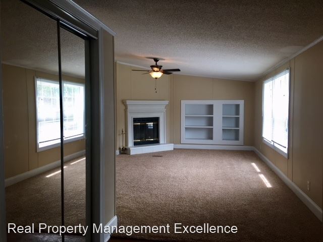 Foto del edificio - 3 br, 2 bath House - 203 Keith Hills Dr.
