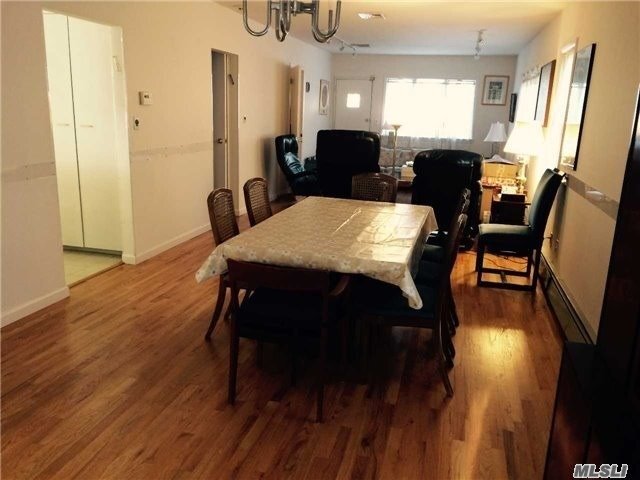 Foto del edificio - 76-15 171st St