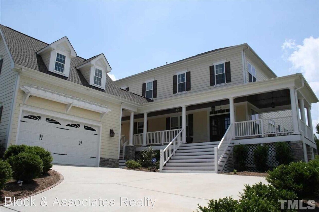 Primary Photo - 4 br, 4.5 bath House - 432 Weycroft Grant