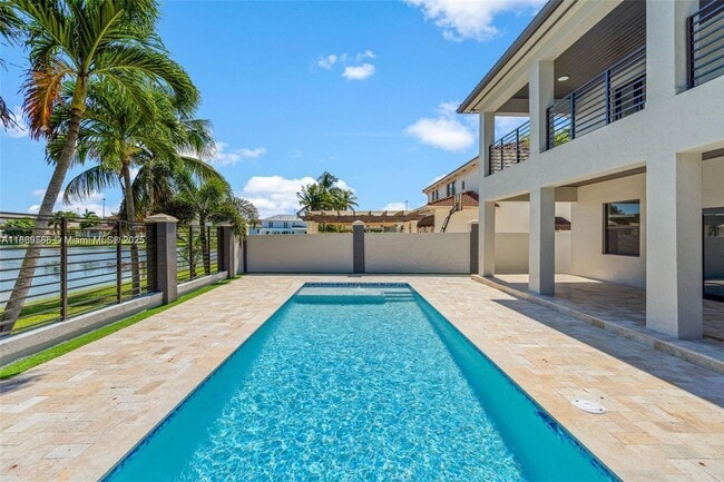Foto del edificio - 8946 NW 176th Ln