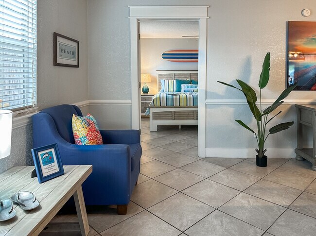 Building Photo - 94 Cobia St