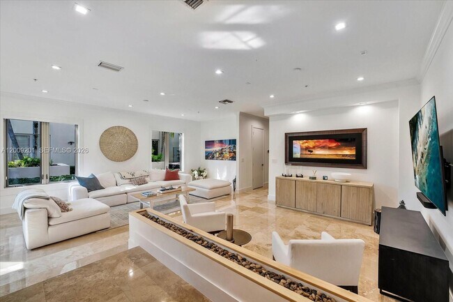 Foto del edificio - 7440 SW 56th Ct