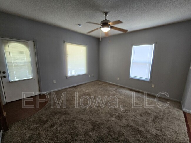 Building Photo - 407 Bayard St