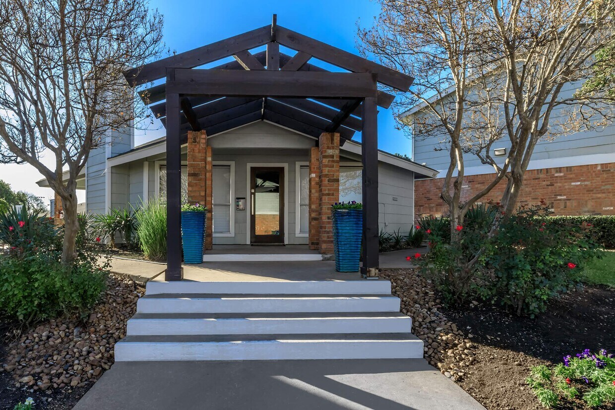 Arbor Trails Apartment Homes Apartments in Round Rock, TX